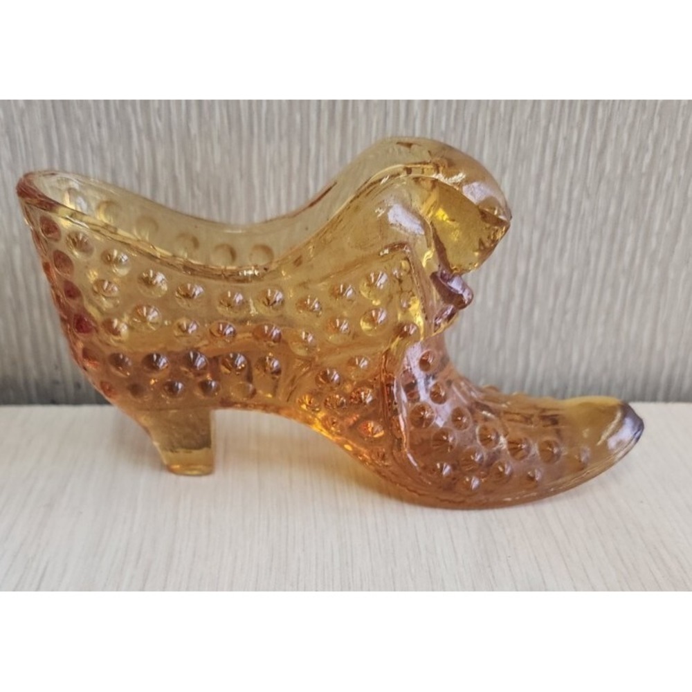 Fenton Colonial Amber Hobnail Glass Shoe/Slipper with Cat Head Art‎ Glass
